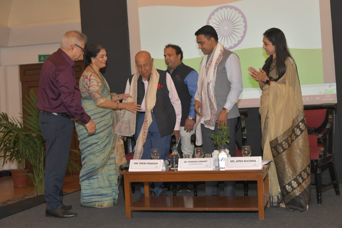 Prabha Khaitan Foundation (@foundationpk) on Twitter photo Opening remarks by Ms.Vaishali Joshi, vote of thanks by Ms.Shruti Juwarkar, Mementos presentation by Mr. Ralph D’souza & Ms.Gaurapriya during the Kitaab-Book Launch event of Reporting India by <a href="/goacm/">CMO Goa</a> <a href="/pp1931/">Prem Prakash</a> @ani <a href="/aprakuchhal/">apra kuchhal</a> <a href="/ehsaaswomen/">EHSAAS</a> Opening remarks by Ms.Vaishali Joshi, vote of thanks by Ms.Shruti Juwarkar, Mementos presentation by Mr. Ralph D’souza & Ms.Gaurapriya during the Kitaab-Book Launch event of Reporting India by <a href="/goacm/">CMO Goa</a> <a href="/pp1931/">Prem Prakash</a> @ani <a href="/aprakuchhal/">apra kuchhal</a> <a href="/ehsaaswomen/">EHSAAS</a>