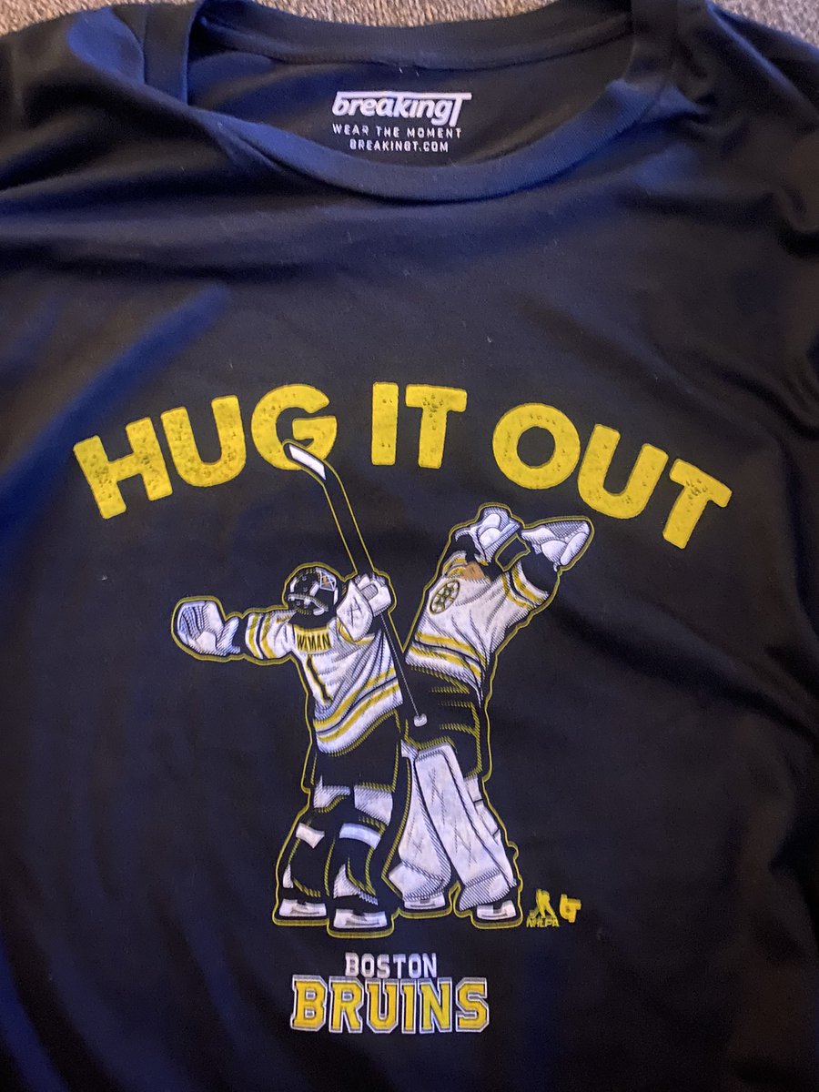 New shirt added to the collection  ☺️🖤💛#NHLBruins #goaliehug