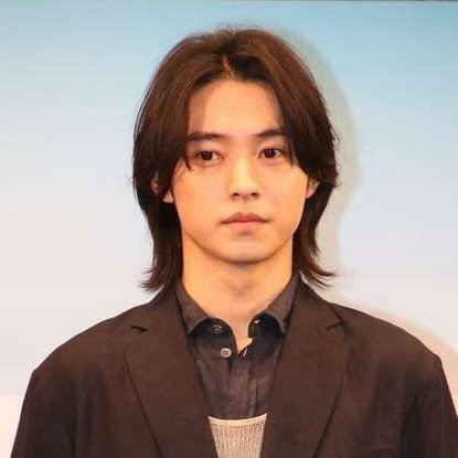 gi3hx_'s tweet photo. kento with long hair >>>> https://t.co/1WT0GHSXxL