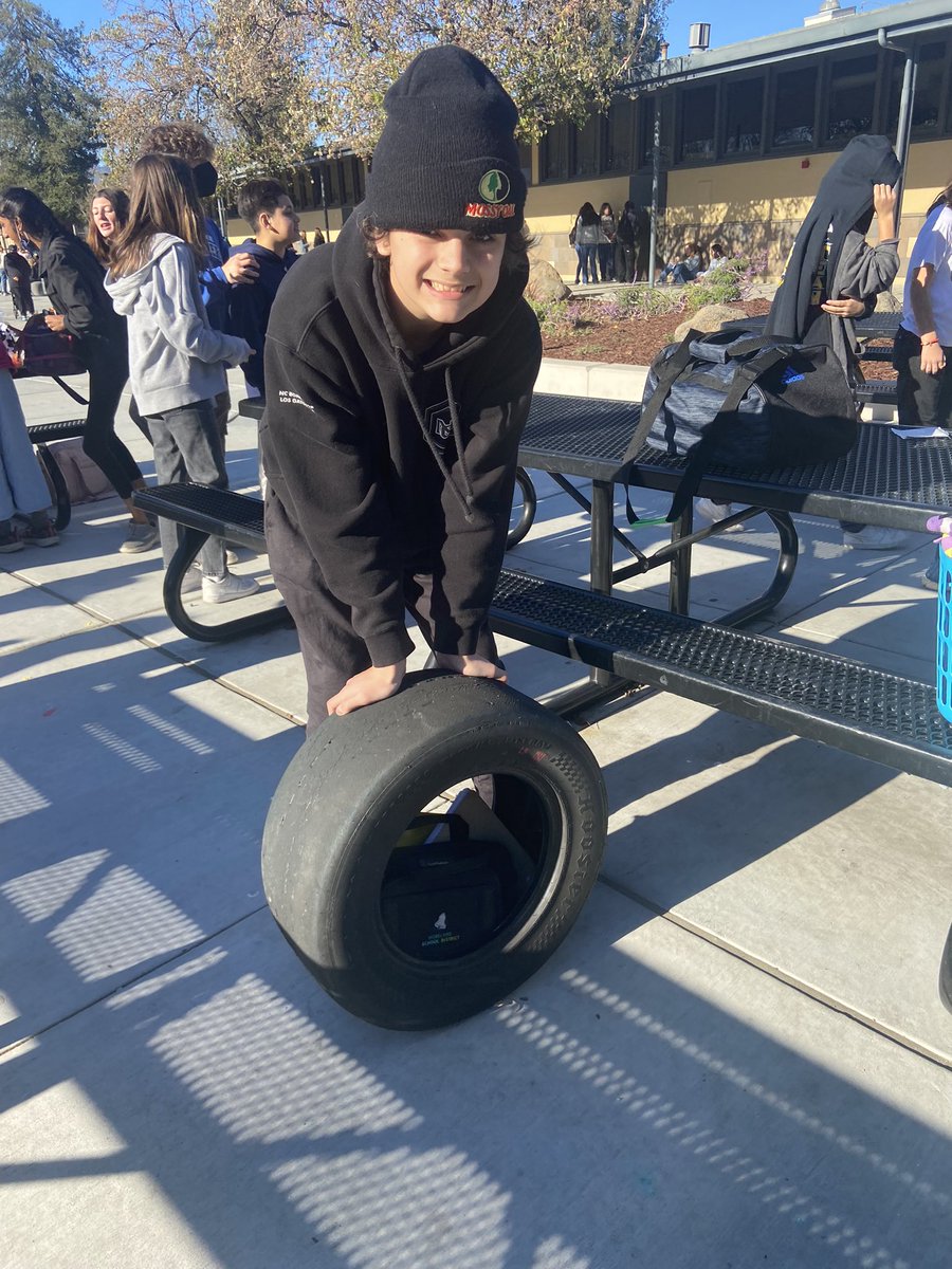 MDoughertyMMS's tweet photo. It was “anything but a backpack “ spirit day at MMS. Fun times @MorelandSchools  what would you have brought instead of a backpack? https://t.co/yFgTWlKhog