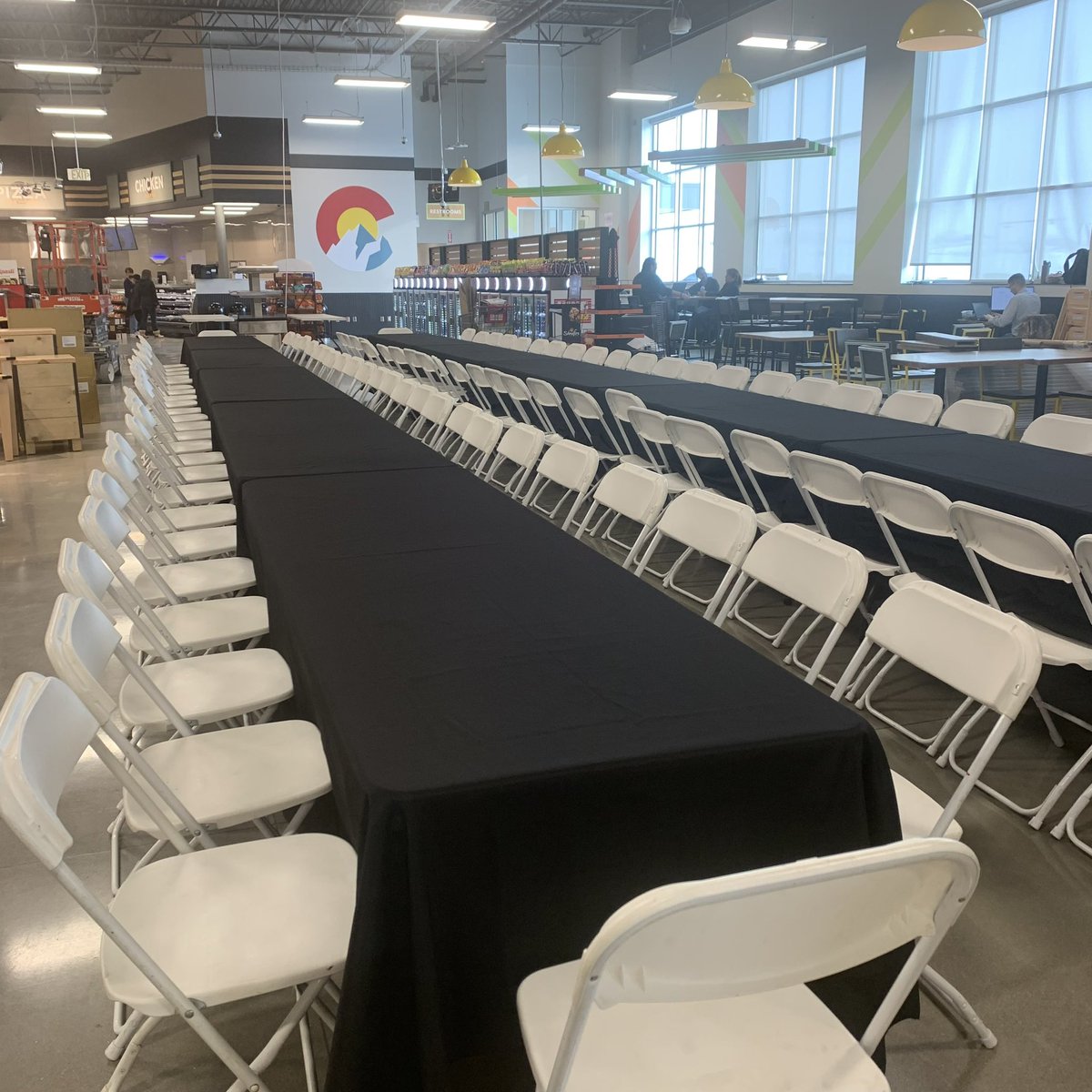 RentalsPrime's tweet photo. We were happy to setup the new employee appreciation event for the NEW KING SOOPERS in Thornton today! We as residence of the area are excited to have this new store open, and appreciate them for contacting us for their rentals for the event! #kingsoopers #thorntoncolorado https://t.co/ntSdSRQJtn