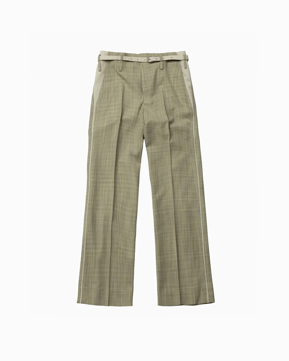 FashionsnapBuy's tweet image. 【新作】オフィスカジュアルなシーンでも着回せそうな「ビューティフルピープル」のパンツ。イエローやホワイトなど複数の色を織り重ねることで、他のブランドにはないアンニュイな雰囲気が漂います。あえてヴィンテージのトレーナーやトラックジャケットと合わせても◎。
fashionsnap.store/products/bp-23…