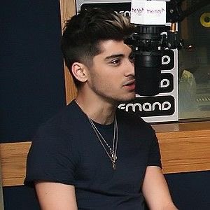 zmrDaily tweet picture