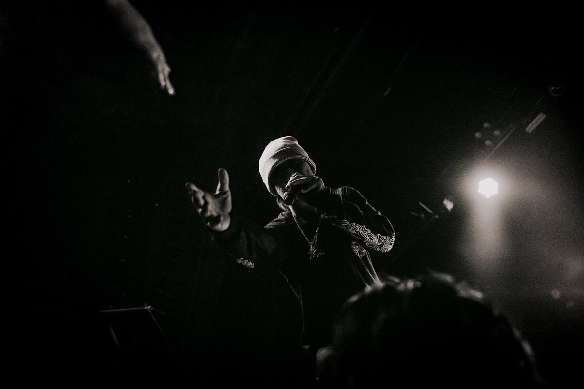 ttaylornguyenn's tweet photo. @TedParkBoi in sf last night 🔥🔥

Photos/edit by me.

#tedpark #AboutDamnTimeTour https://t.co/zJiLIV3KoP