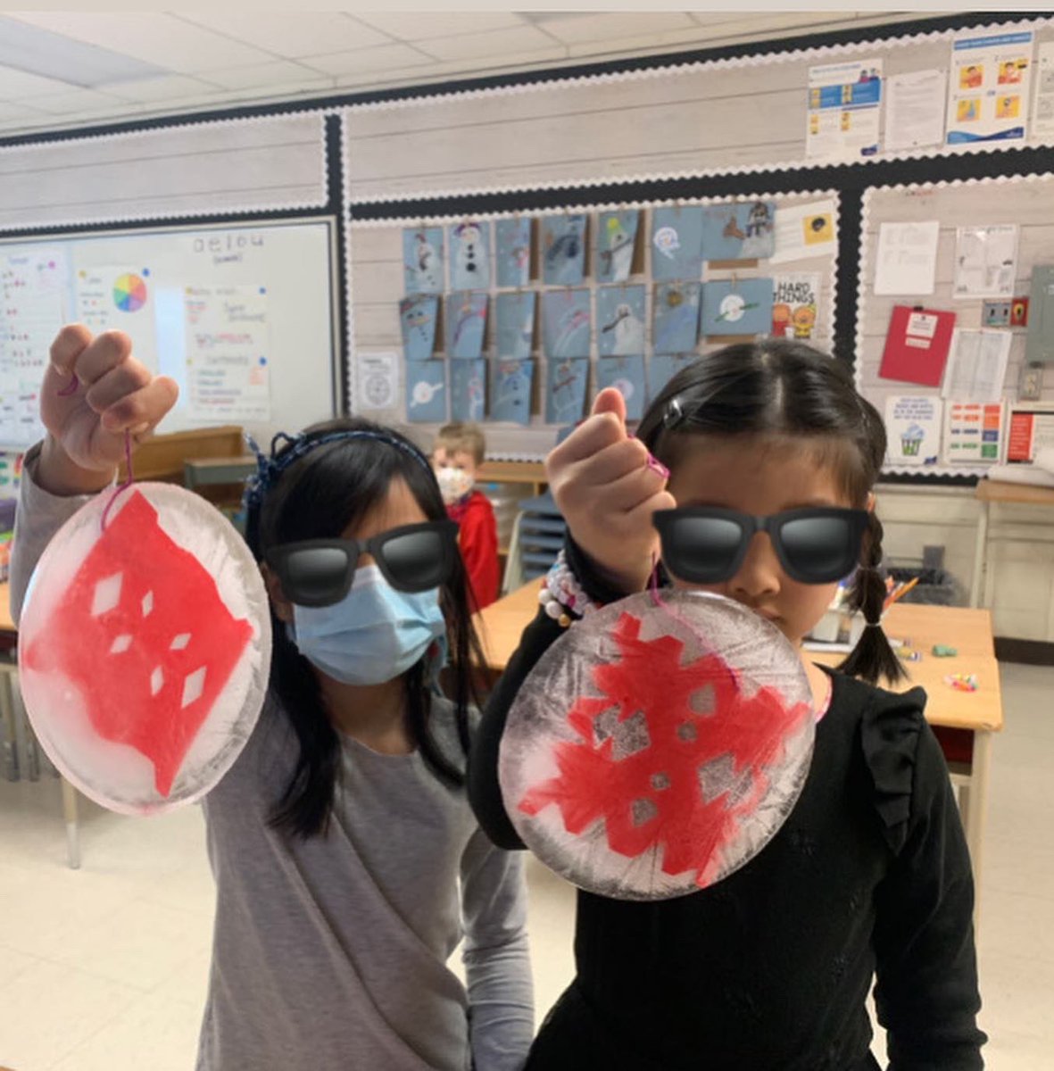 trusreads's tweet photo. So much fun #FriendsAreFriendsForever #LunarNewYear #Craft #Reading #Ice @MacKidsBooks @ForestofReading https://t.co/jVy3hmmkPY