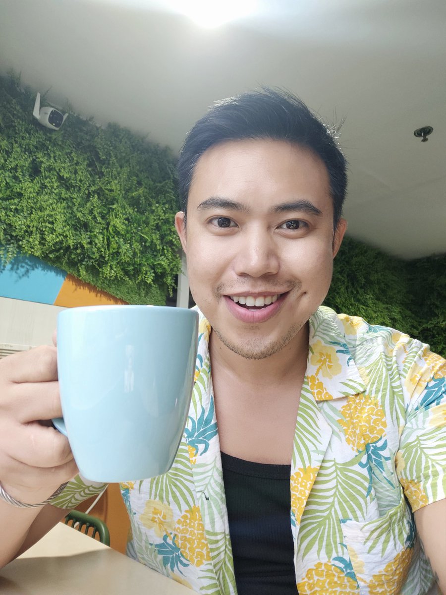 kobebuzz's tweet image. Tara, kape tayo?