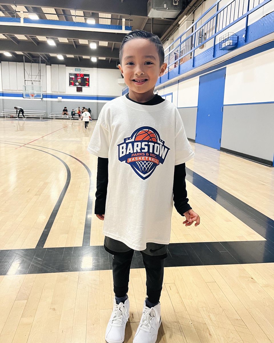 MKGolden_'s tweet photo. 🫶🏼🏀♥️ 
basketball mama https://t.co/6blSFcniOV