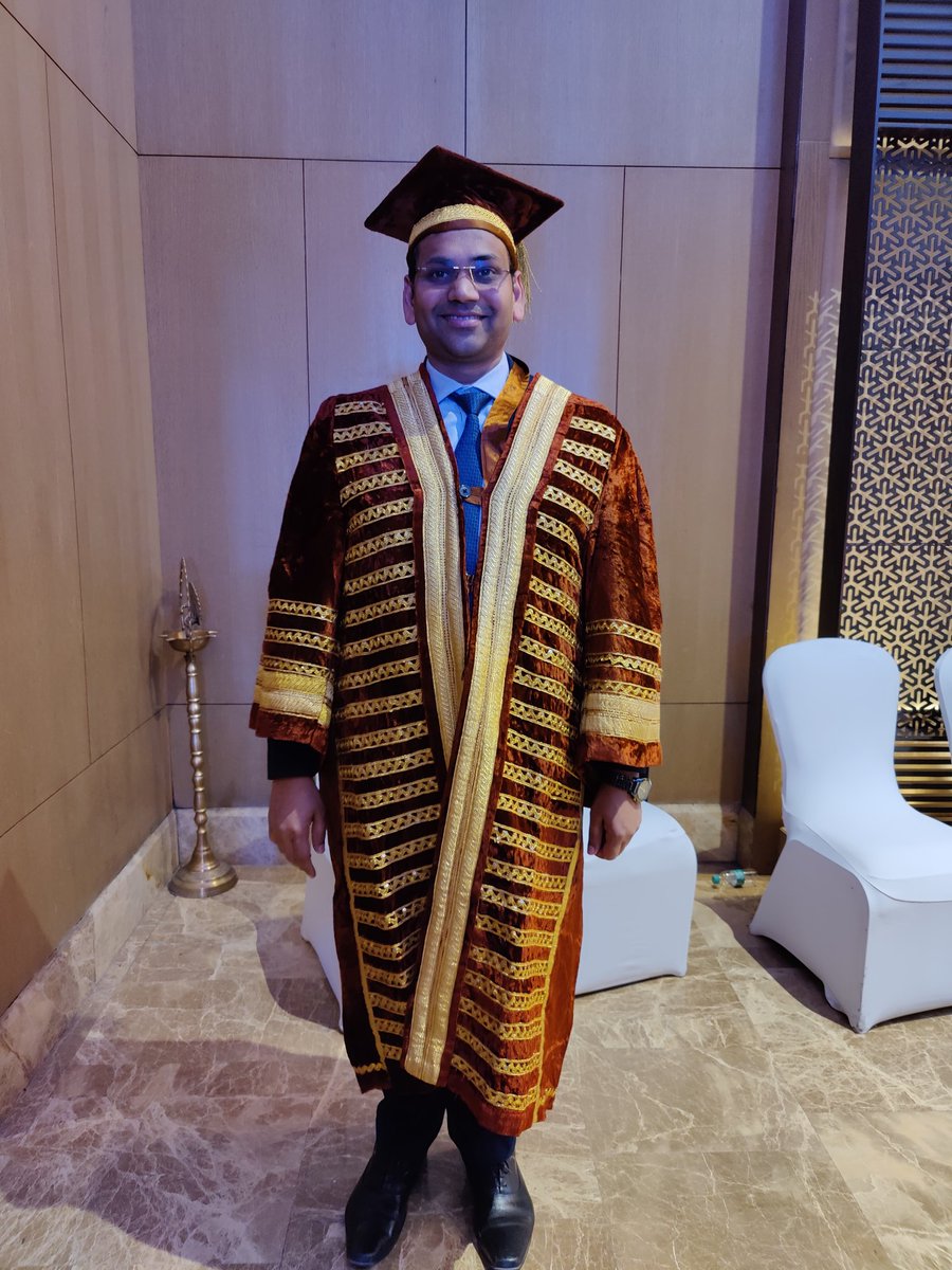 SangamAggarwal's tweet photo. Yesterday I convocated ~700 newly qualified CAs and today I'm going to convocate 1200+ newly qualified CAs. Best wishes to all of them. https://t.co/mVKbPBvI07