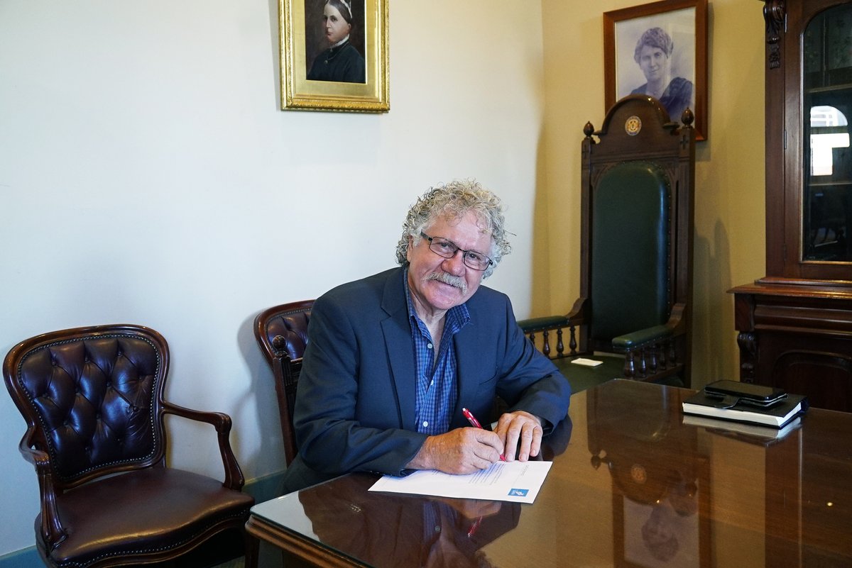 Welcome to our new #Councillor, Michael Glynatsis! @electionsvic held a vote countback last week for the Councillor vacancy in Langridge Ward. Michael Glynatsis was confirmed as the elected candidate and the new Councillor for Langridge Ward and was sworn into Council today.