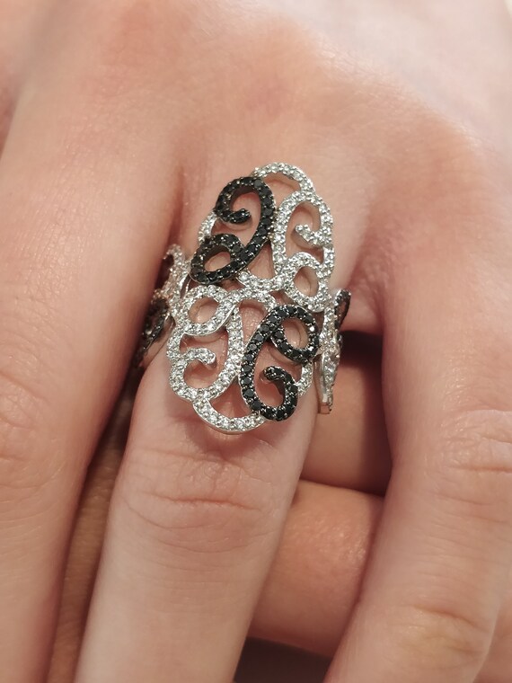 SavranskyP's tweet image. Black diamond ring, filigree diamond ring, armor etsy.me/3jLkv2b #fancydiamond #stackableband #customjewelry #mombirthdaygift @etsymktgtool