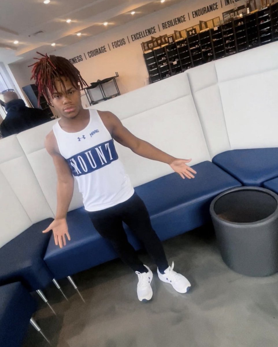 Travis Thompson tweet media