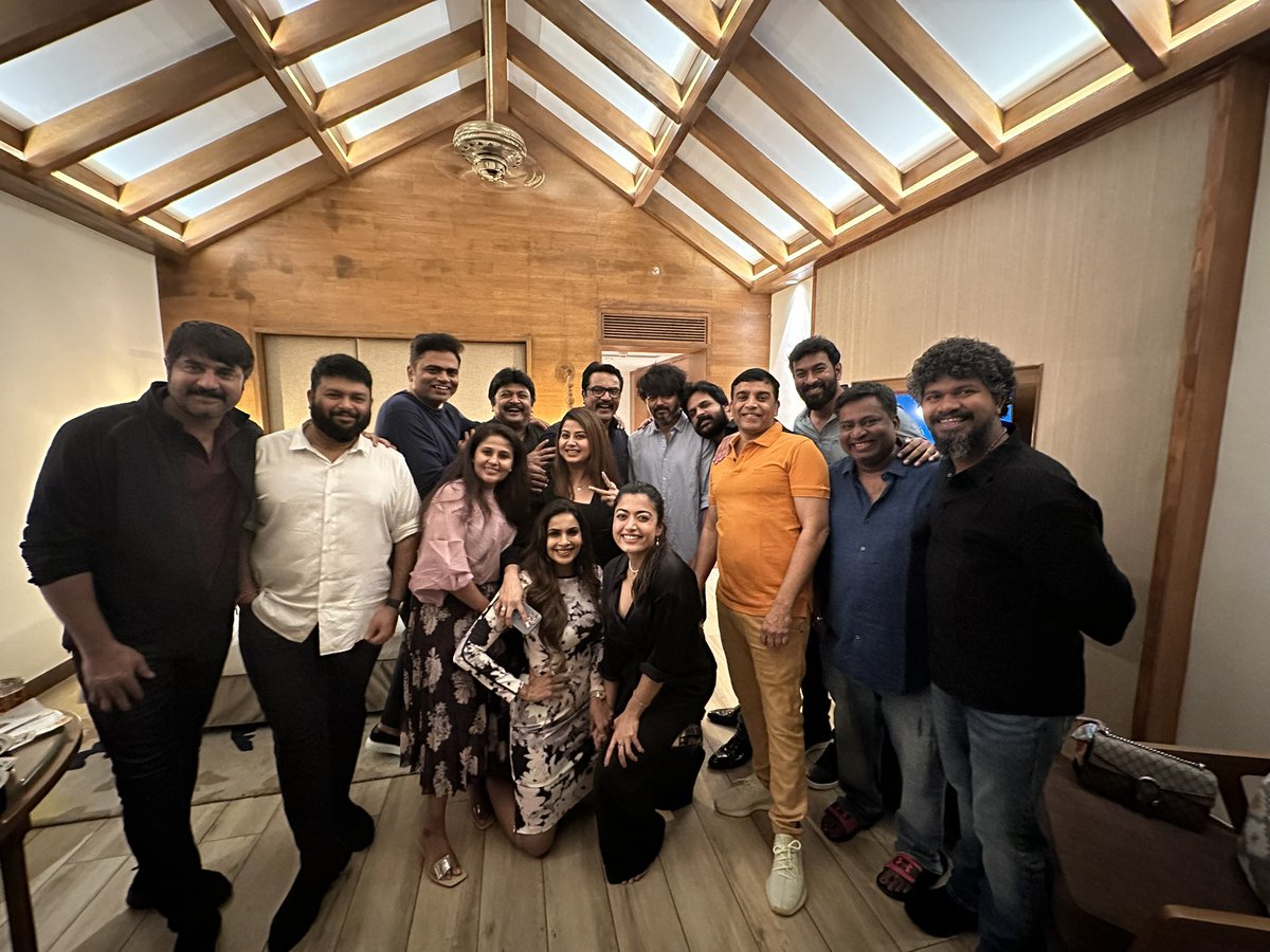 rameshlaus's tweet photo. #Varisu success celebration continues.. https://t.co/DcUtzIqxvY
