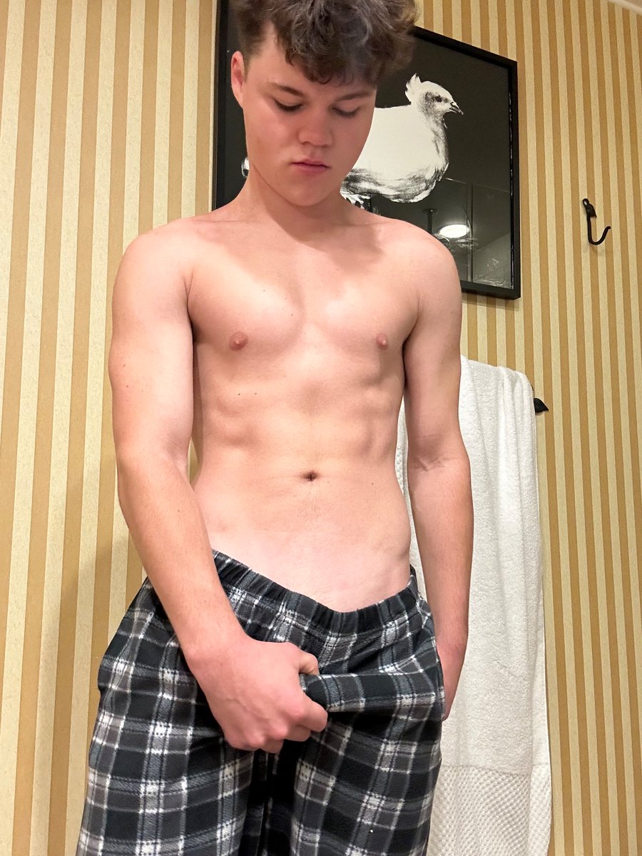 Jackshreded's tweet photo. RT if you can handle me🫣 reply when you see it #fitness https://t.co/yVTaDNF1F5