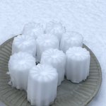 形がちゃんとカヌレで美味しそう･･･!雪でできた「カヌレ」の写真が話題に!