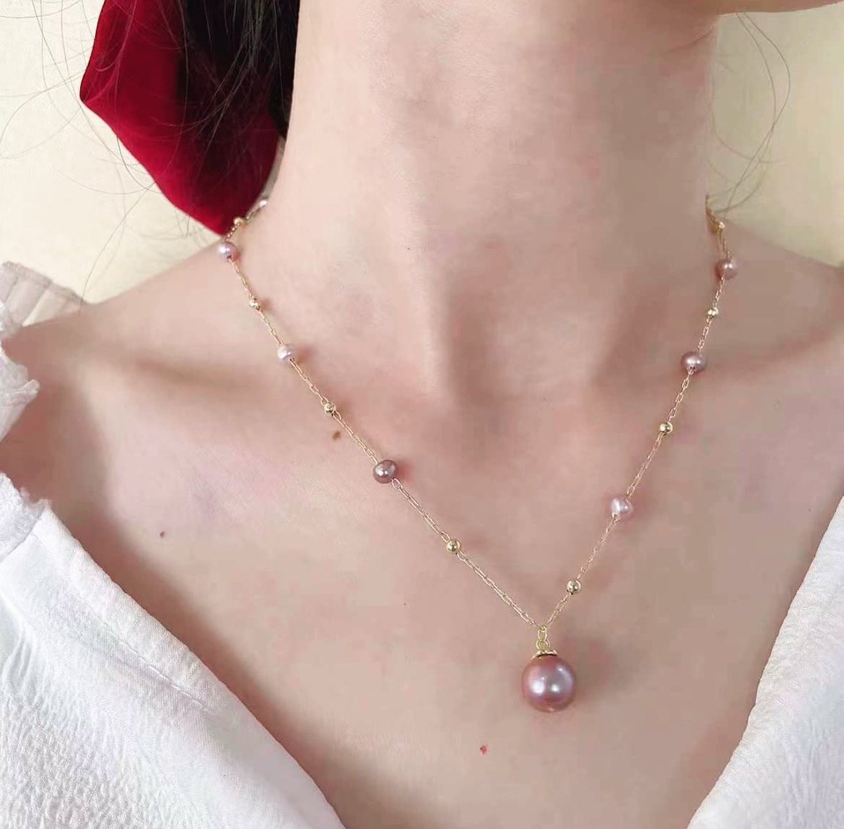 Starry night necklace- a must have to your jewelry collection.

#starrynight #jewelrycollection #musthavejewelry #necklaceoftheday #pearljewelry #pearlnecklace #pealrandgold #elegence #elegentjewellery #everydayjewelry