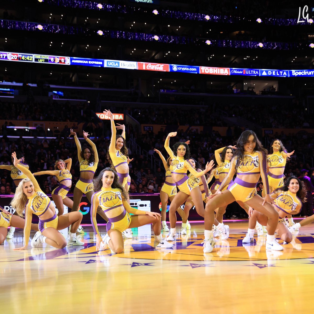 Laker Girls tweet media