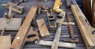 Tools_Tutorials's tweet image. Being a jack-of-all-trades means being a generalist and giving up becoming a master at any one trade. Sometimes, I wonder what life would be like as a master-of-one.

#keepcraftalive #woodworking #tools #carpentry #diy #realhomeshops #toolsandtutorials