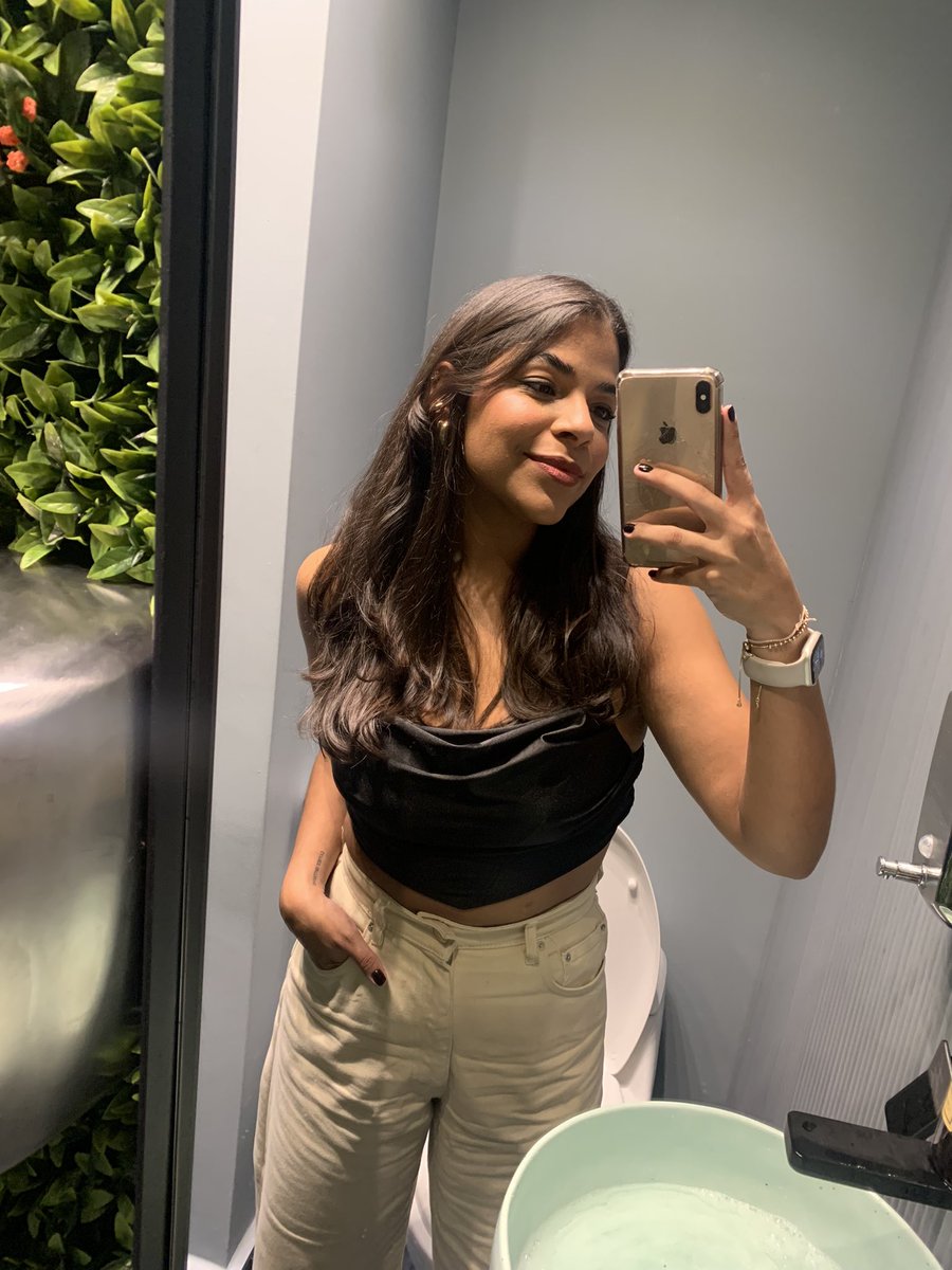 AngelaVega07's tweet photo. Nueva vida = nuevo look https://t.co/iNqziuXXTk