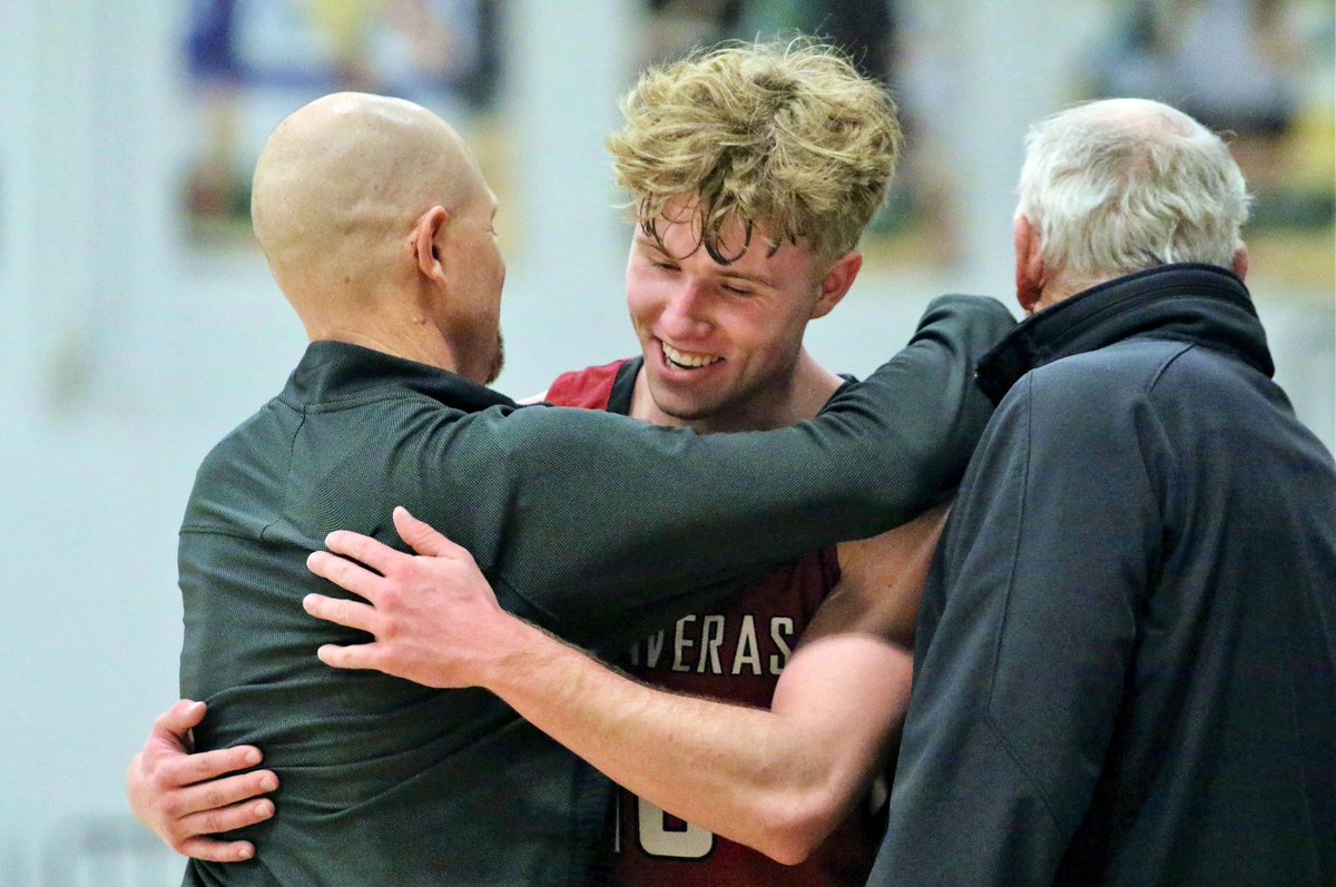 With 35 points in a Tuesday night win over Summerville, Calaveras senior Jay Clifton has scored 1,513 points in his outstanding career! @209Hoops @jayclifton10