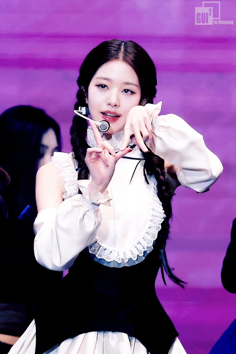 GUI_2_wy's tweet photo. 2023.1.19
서울가요대상
 #IVE #원영 #장원영 #ウォニョン #WONYOUNG #JANGWONYOUNG https://t.co/2kdQqwhJjc