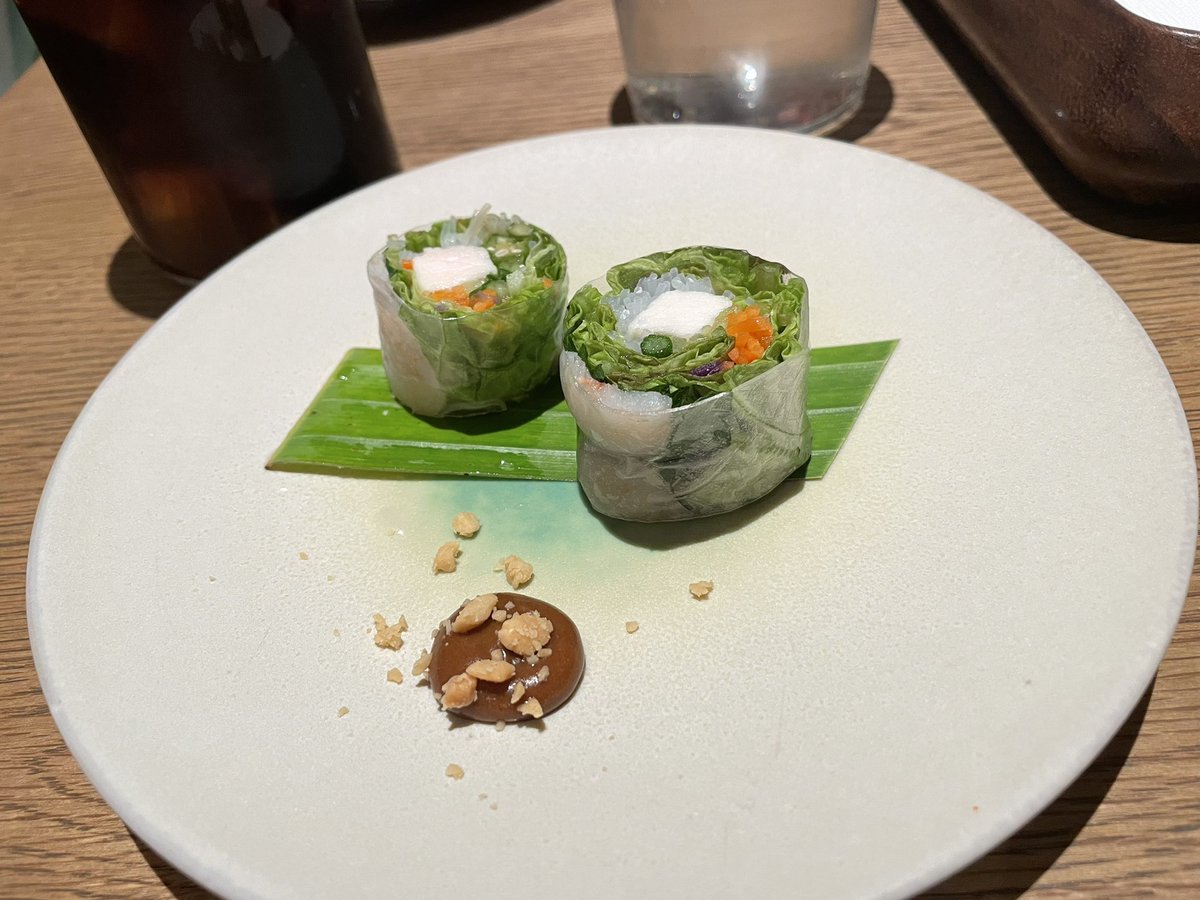 koyama666's tweet photo. #MIYASHITAPARK 前行って美味しくて楽しかった #DADAI 🍽🇻🇳🇹🇭 2年ぶり
ランチのコース料理☀️
���波���負けないホットなお料理たち https://t.co/giLOetLbIV