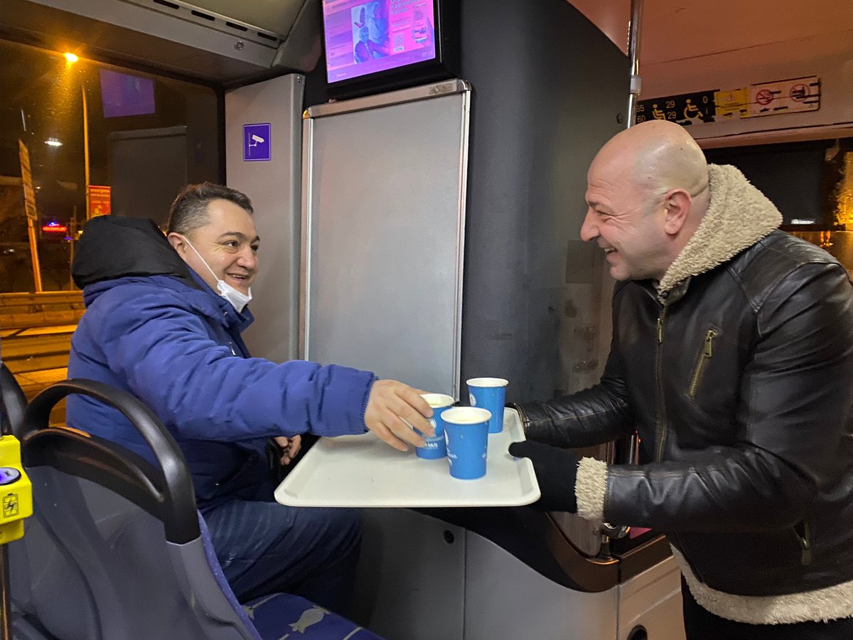 ErcanKonak75's tweet image. #yeter
#yeterbe
#yetersözmilletin
Sokağa çıkıp…
Milletin yüzüne bakamayacak durumda olanlara sesleniyorum…
#yeter
#geliyorgelmekteolan
#daimasevgikazanacak
@kilicdarogluk 
@BskAliKilic