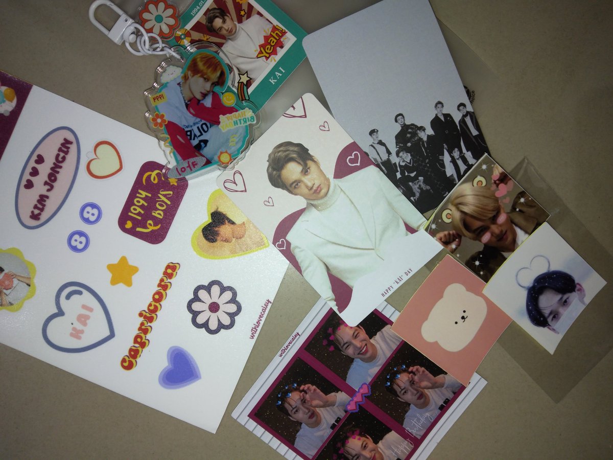 tatata1427_'s tweet photo. AHHH UDAH SAMPE GIVEAWAYnya dari @caleyproject 😭🎉

ini sumpahh lucu gemes bgt sumpahhh, ayangku sepaket gemes polll. thank you kak, lancar trus rejekinya ya ❤️❤️ https://t.co/rCjFBWrek4