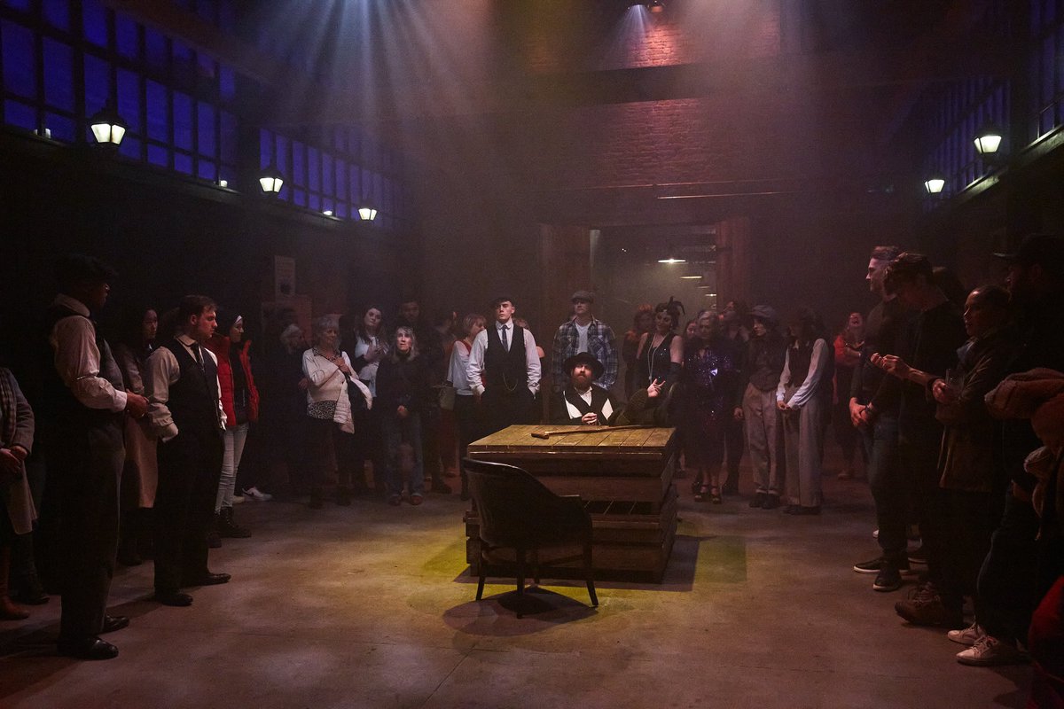 Every family meeting is different.

🤝 Join forces with The Peaky Blinders.
🍾 Party in The Eden Club.
📃 Work alongside Grace Burgess.
🍞 Break bread with Alfie Solomons.

Book Peaky Blinders: The Rise today: immersivepeakyblinders.com

#ImmersivePeakyBlinders