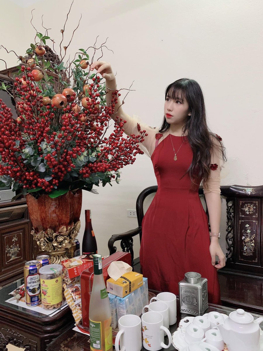 phuongankne's tweet photo. Hết tết ^^^ https://t.co/KDYtDXuGDP