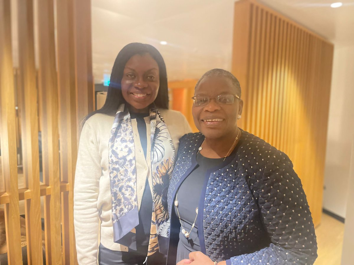 AWCN was present at the 1st ever Africa House @Davos 2023, co-founder by Kojo Annan & Nima Elmi. #AmplifyAfrica
Women Leaders present: @ndidiNwuneli @ifedurosinmiE, Dr @obyezeks, @TemiMarcella, @hindououmar, Alice Usanase of @africa_finance, @EmiThePoet, @Eyitola & many more...