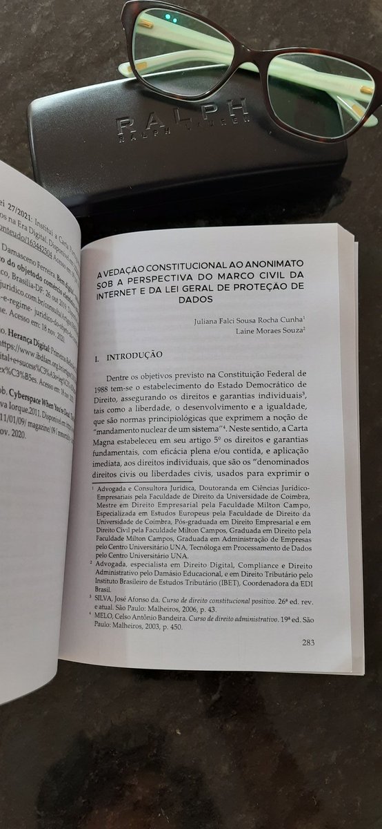 lainesouza's tweet photo. Olá quem chegou 😍 - Diálogos de Direito &amp; Tecnologia - em parceria com a  Editora Império 🥰 Neste estudo Juliana Falci Cunha e eu analisamos a vedação ao anonimato com base no Marco Civil da Internet e na Lei Geral de Proteção de Dados #MCI #LGPD #Direito #Tecnologia #livro https://t.co/mqF1Qxn5sj