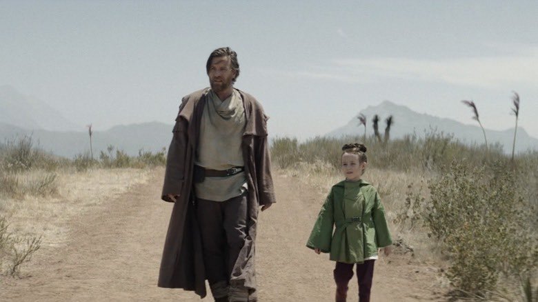 W0RMIELUKE's tweet photo. obi wan with the skywalker‘s is my favorite trope https://t.co/OohMjioy2F