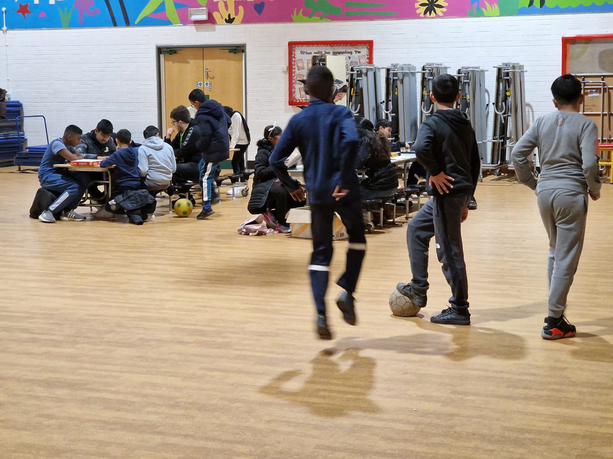 eystwales's tweet image. Our Newport Youth Drop-in @maindee_primary yesterday 📸
28 young people came along! #youthworkworks #EYST2023