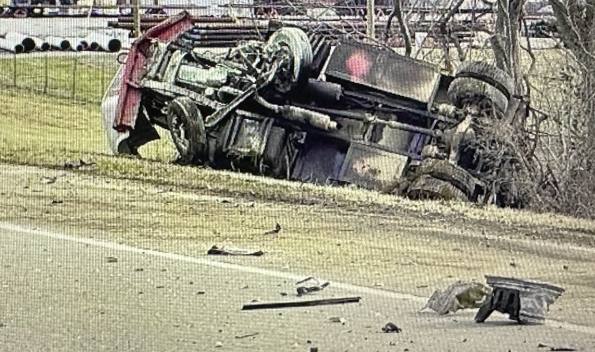 HendersonWatch's tweet photo. Fatal Collision in Henderson; Two Others Transported to Hospital https://t.co/949xEaTmaV https://t.co/JHD9WLDE7I