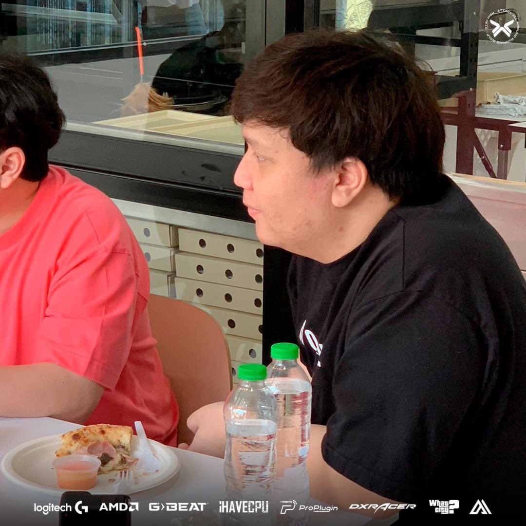 AAAEsports_'s tweet photo. Behind the sence Attack All A เรา !💙

#AttackAllAround #AAA #RUNAAA #AAAStreamer https://t.co/6RX7UkYH44