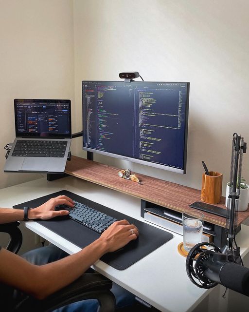 🔰      تـخـصـصـات الـبـرمـجـة
تحديد تخصص والعمل عليه أمر مهم لاحتراف البرمجة، وفي هذا المنشور سنتعرف...