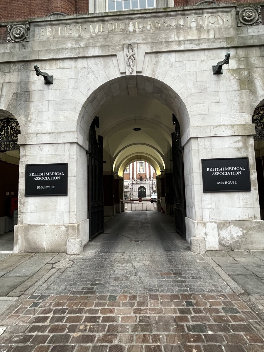 Dr Bola Abisogun OBE, Hon MBA, #RICS #CIOB #CIQS tweet media