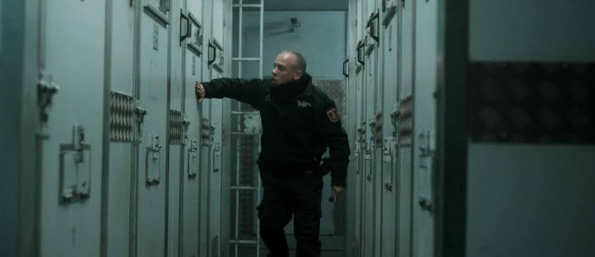 rajmohan2blue's tweet image. #100SpanishMoviesRanked

1️⃣0️⃣1️⃣. #BelowZero - 2021 - 2.5/5⭐
"Prisoner van was attacked. Police in-charge must fight those people while dealing with the icy temperature"