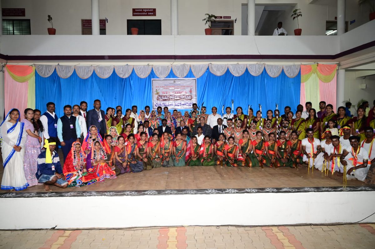 DCTE_Karnataka's tweet photo. #DCTE #NAAC
ಜನವರಿ 18 ಮತ್ತು 19 ರಂದು ನ್ಯಾಕ್ ಮೌಲ್ಯಮಾಪನಕ್ಕೆ ಒಳಪಟ್ಟು CGPA 2.54 ಅಂಕಗಳನ್ನು ಗಳಿಸಿ ಬಿ+ ಗ್ರೇಡ್ ಪಡೆದುಕೊಂಡಿರುವ ಸರ್ಕಾರಿ ಪ್ರಥಮ ದರ್ಜೆ ಕಾಲೇಜು ಹುಲುಕೋಟಿಯ ಪ್ರಾಂಶುಪಾಲರು, ಬೋಧಕ-ಬೋಧಕೇತರ ವರ್ಗ ಮತ್ತು ವಿದ್ಯಾರ್ಥಿಗಳನ್ನು ಕಾಲೇಜು ಮತ್ತು ತಾಂತ್ರಿಕ ಶಿಕ್ಷಣ ಇಲಾಖೆ ಅಭಿನಂದಿಸುತ್ತದೆ. https://t.co/GDCrAo5MjU