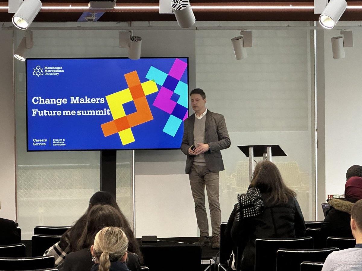 <a href="/SBoydUK/">Stephen Boyd</a> kicks off the <a href="/ManMetUni/">Manchester Metropolitan Uni</a> #Futureme week summit - so excited to hear from our inspirational speakers about their personal journeys and achievements