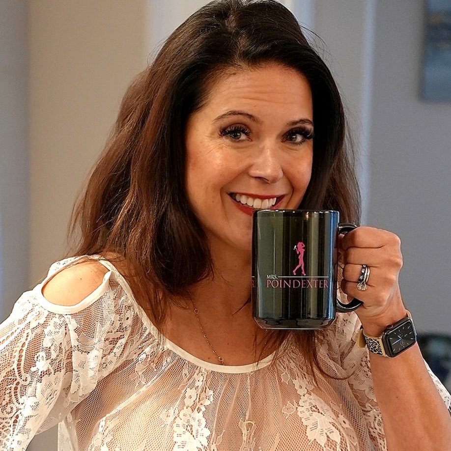 Mrs Poindexter on Twitter "My average mom having coffee look https//t(02)