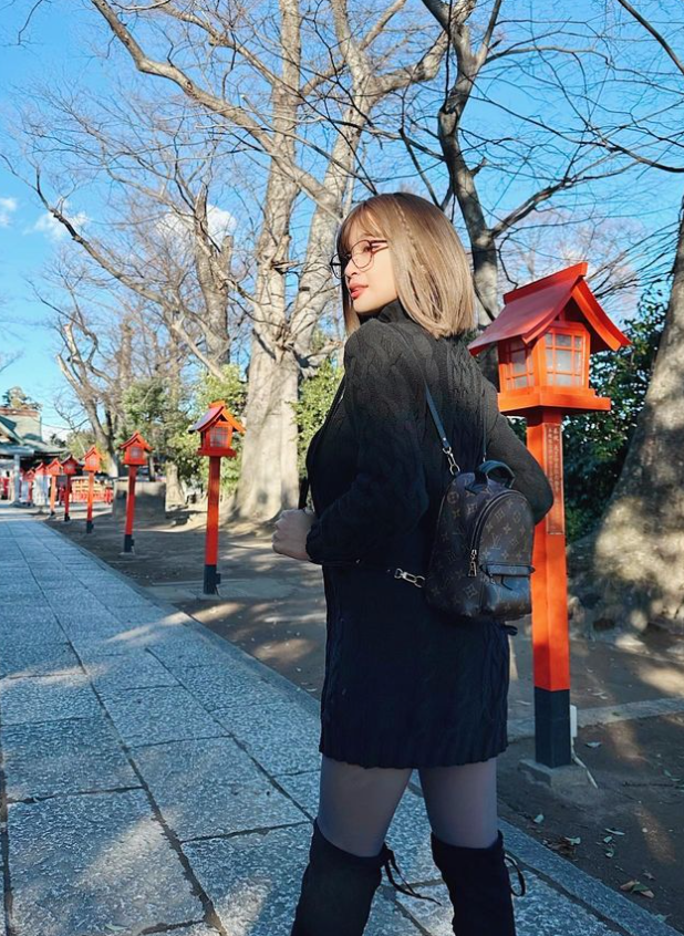 mary10069964's tweet photo. im here in JAPAN😍 https://t.co/XgBLdRHp8C