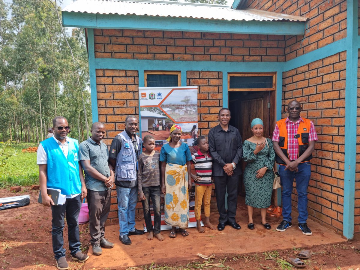 UNHCRTanzania's tweet photo. Housing is essential for health &amp; well being. 

10 People with Special Needs in Kibondo district received brick #houses as part of UNHCR's efforts to ease the pressure on host communities.  

"🙏UNHCR for your continued support to host communities" Col. Aggrey John Kibondo DC https://t.co/bcdqG7GbYn