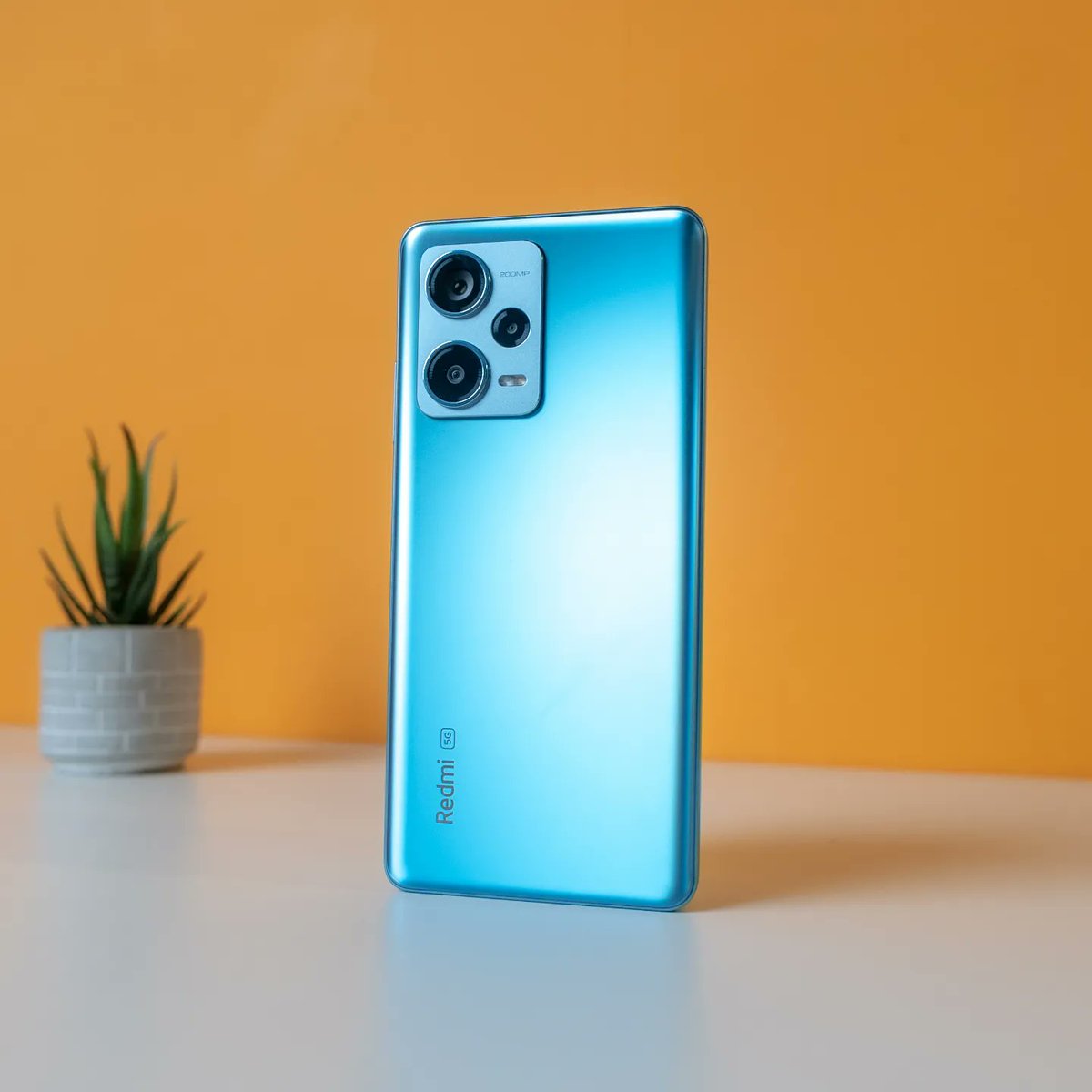techbharatco's tweet image. First look of Redmi Note 12 Pro+ 5G 
@RedmiIndia
#redmi #RedmiNote12ProPlus #redminote12proseries #Andriod #camera #200mp #supernote #redminote #5G