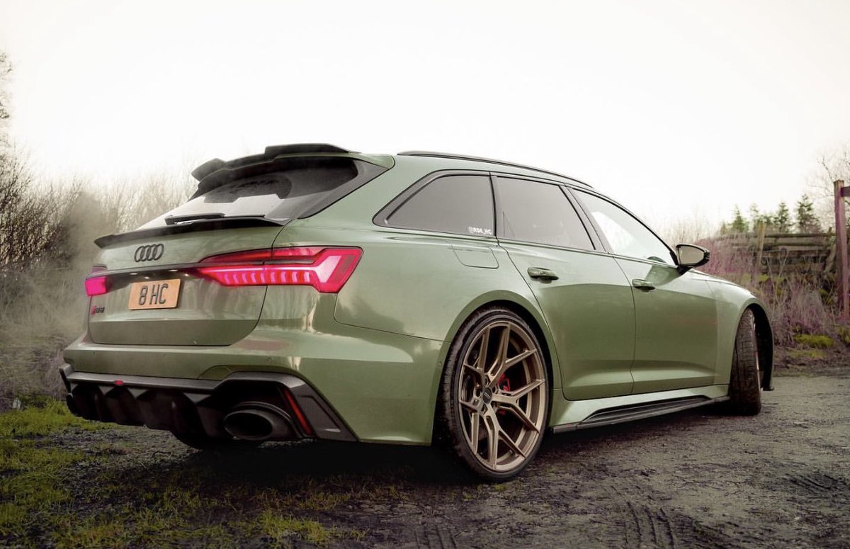 carpxrnpicx's tweet photo. Audi RS6 https://t.co/K97ABDUYCE