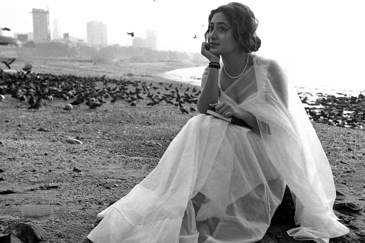 Yaad <a href="/shivangijoshi10/">Shivangi Joshi</a> shot by <a href="/amitmkhanna/">Amit Khanna</a> for #glariconic#calendar2023 #shivangijoshi𓃵