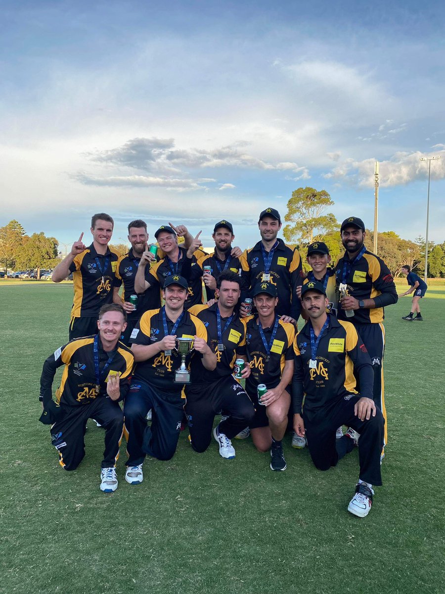 This one is for all on the balcony 🐯🏆🙌🏻 #Premiers #BaysideT20 #anotherone
