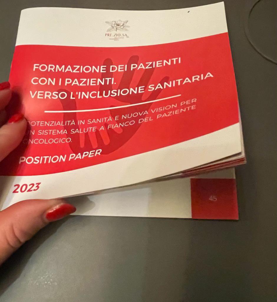 peano71's tweet photo. In Senato oggi abbiamo sottoscritto un decalogo realizzato attraverso il dialogo con le reti oncologiche, il mondo accademico e le #associazionidipazienti 
Un documento che ha trovato il pieno consenso di tutti i players sanitari. @s_brusaferro @szampa56 @raffaeledonini https://t.co/B8V7GaEREG