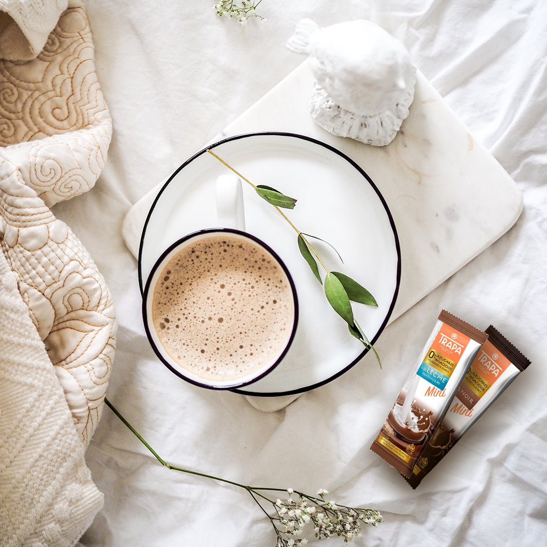 chocolatestrapa's tweet photo. Comienza el día con un capricho en formato mini 🤩
¿Cuál es tu favorito? ¿Con leche 0% azúcares? ¿O el 80 % noir? ¡Comenta, te leemos! 🧡
#ChocolatesTrapa #desayuno #Chocolate #trapamini #enero #0azucaresañadidos #noir #cafe https://t.co/AV0RFAyfrP