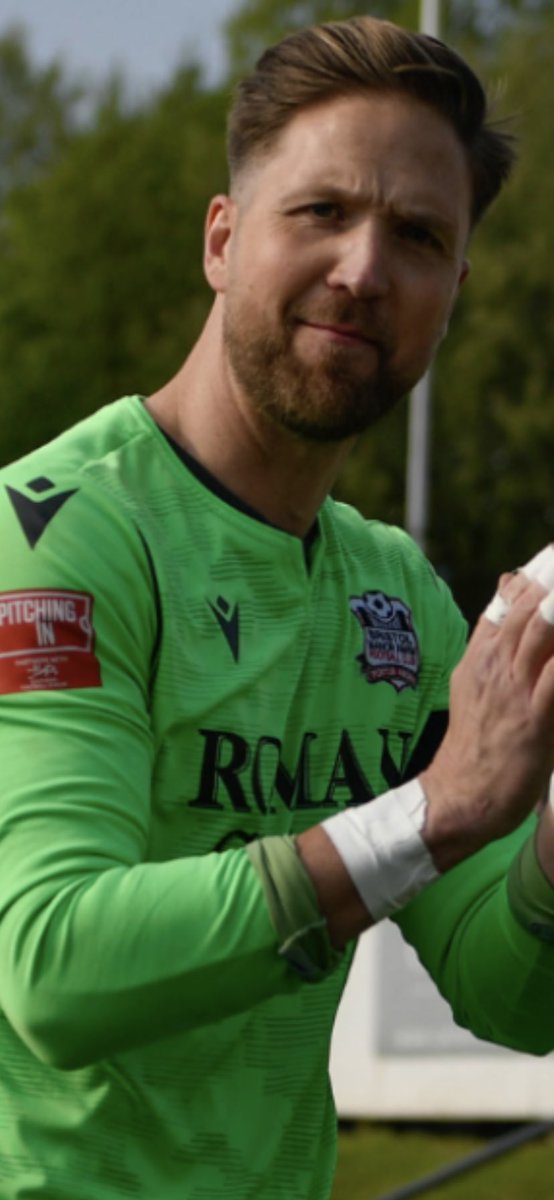 @Goalkeepersofnonleague tweet media